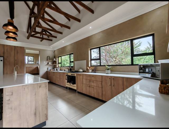 49,991M² FARM FOR SALE IN THREE RIVERS EAST